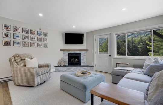 brooksidea306-11