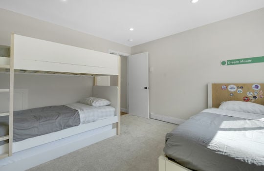brooksidea306-26
