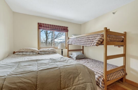 17_8moonstruckb313-12