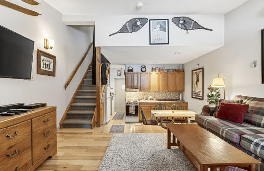 17_falllineunitn208-11