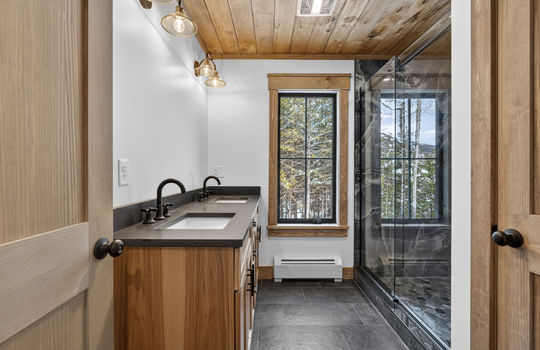 35_209mountainvalley-26