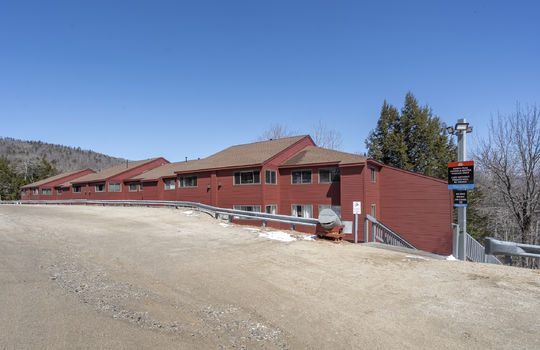 372skiwayroadunit307-22