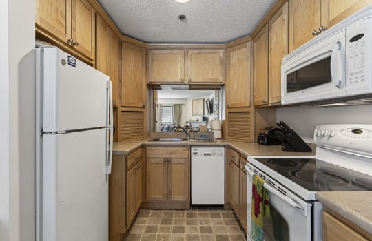 372skiwayroadunit307-6