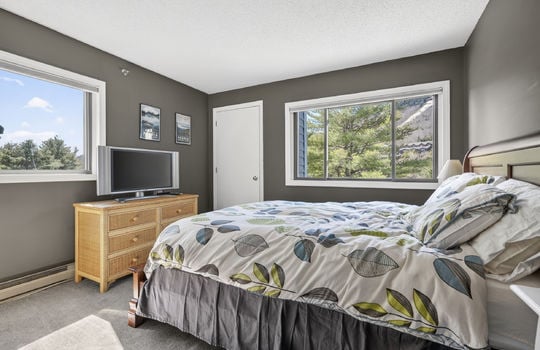 21_10brooksideunit1b-308-16