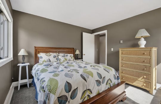 23_10brooksideunit1b-308-18