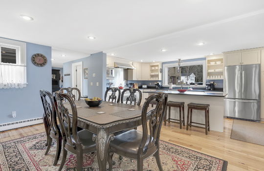 15-web-or-mls-162Mayville-8