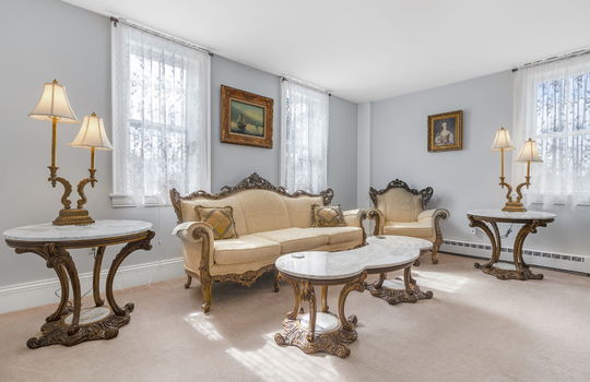 18-web-or-mls-162Mayville-11
