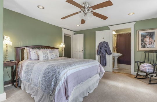 42-web-or-mls-162Mayville-35