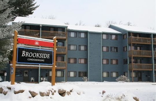 Brooksdie Bldg 2 Bldg with sign