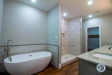 41-Branden-Ln-Petal-06