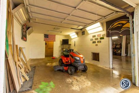 41-Branden-Ln-Petal-15