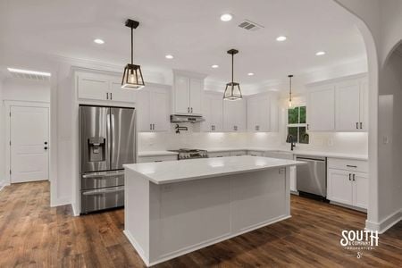19-2723 Old Richton Rd-Kitchen-01