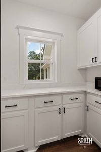 26-2723 Old Richton Rd-kitchen-pantry-2