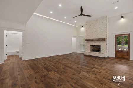 30-2723 Old Richton Rd-Living-02